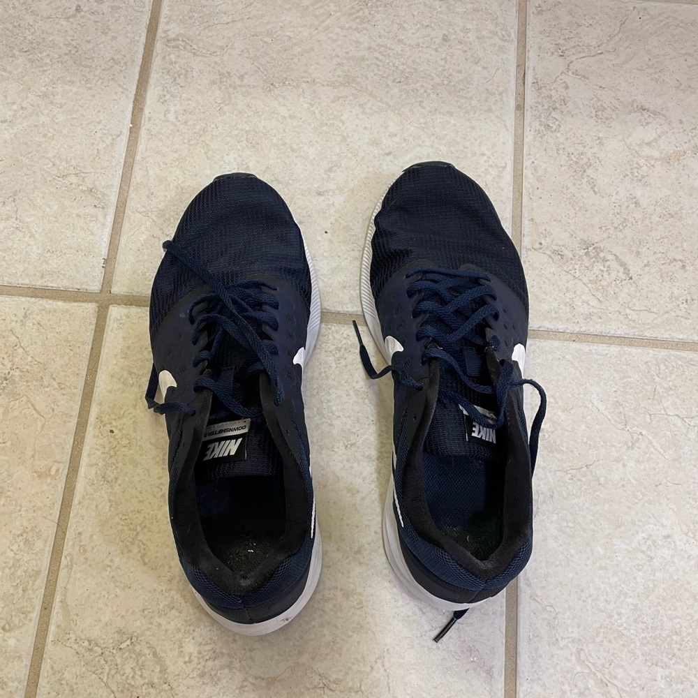 Men’s Nike Running Shoes, Size 11.5